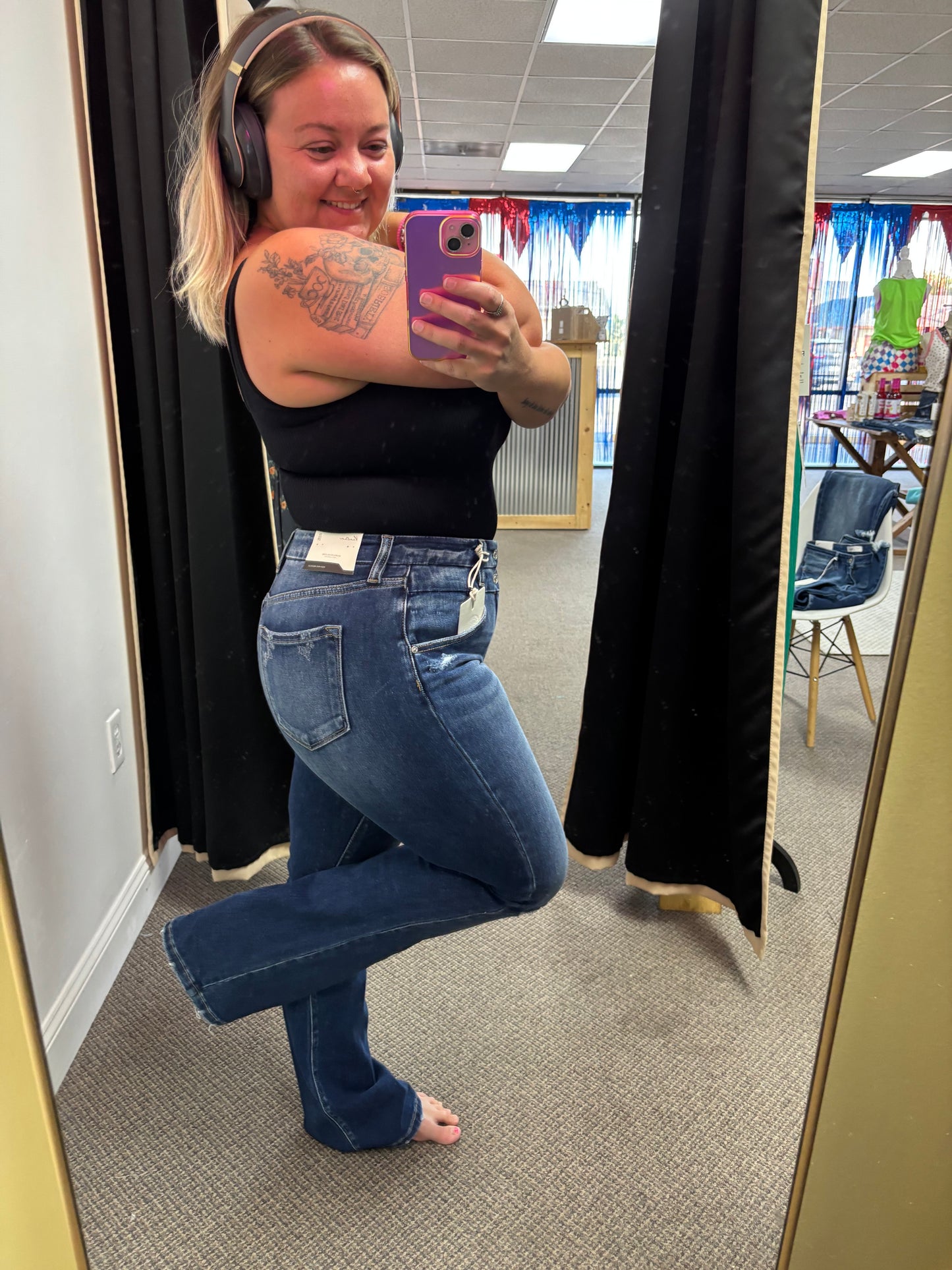 HIGH RISE BOOTCUT JEANS