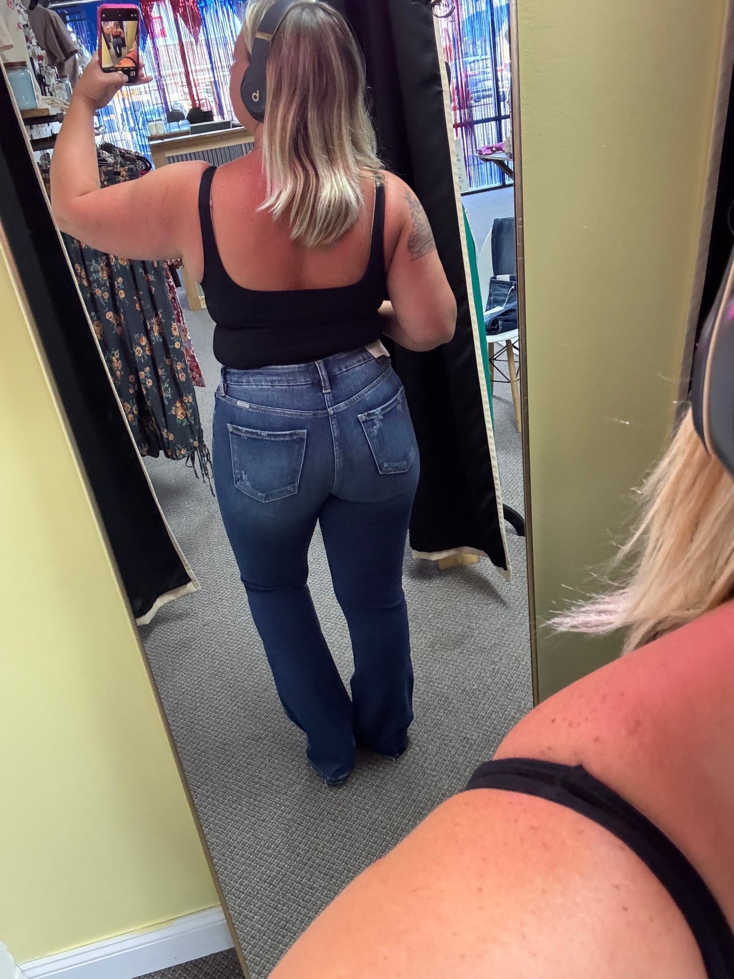 HIGH RISE BOOTCUT JEANS