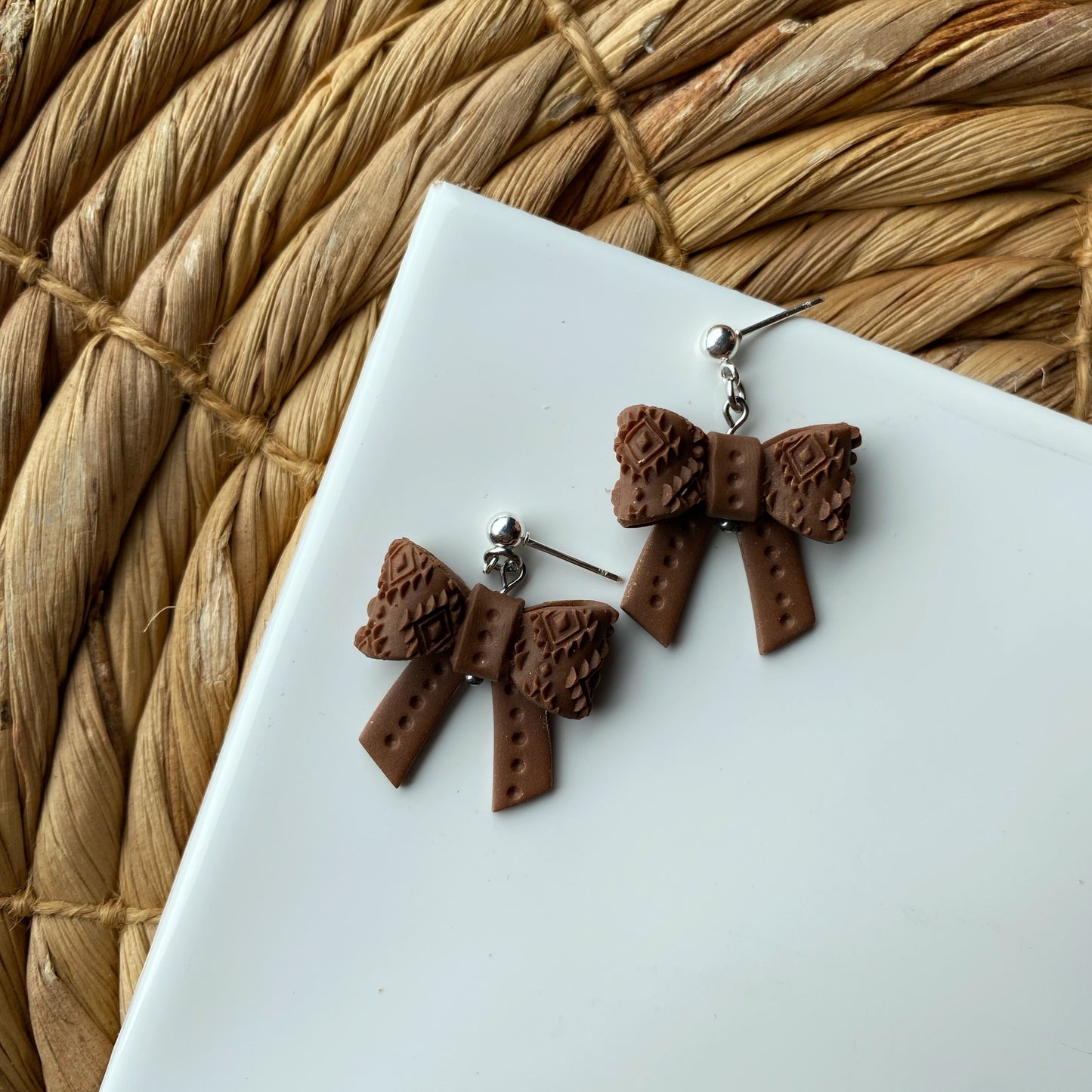 Western Bows