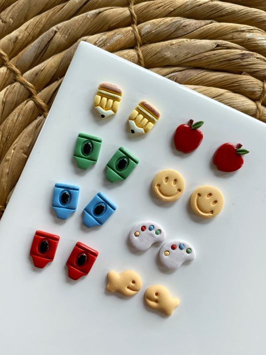 Fish Cracker Studs