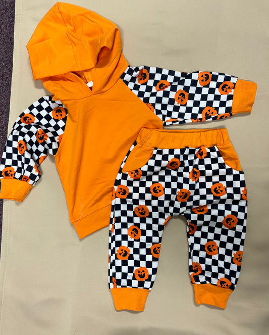 Orange pumpkin outfit