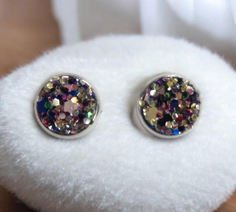 Multi-color studs